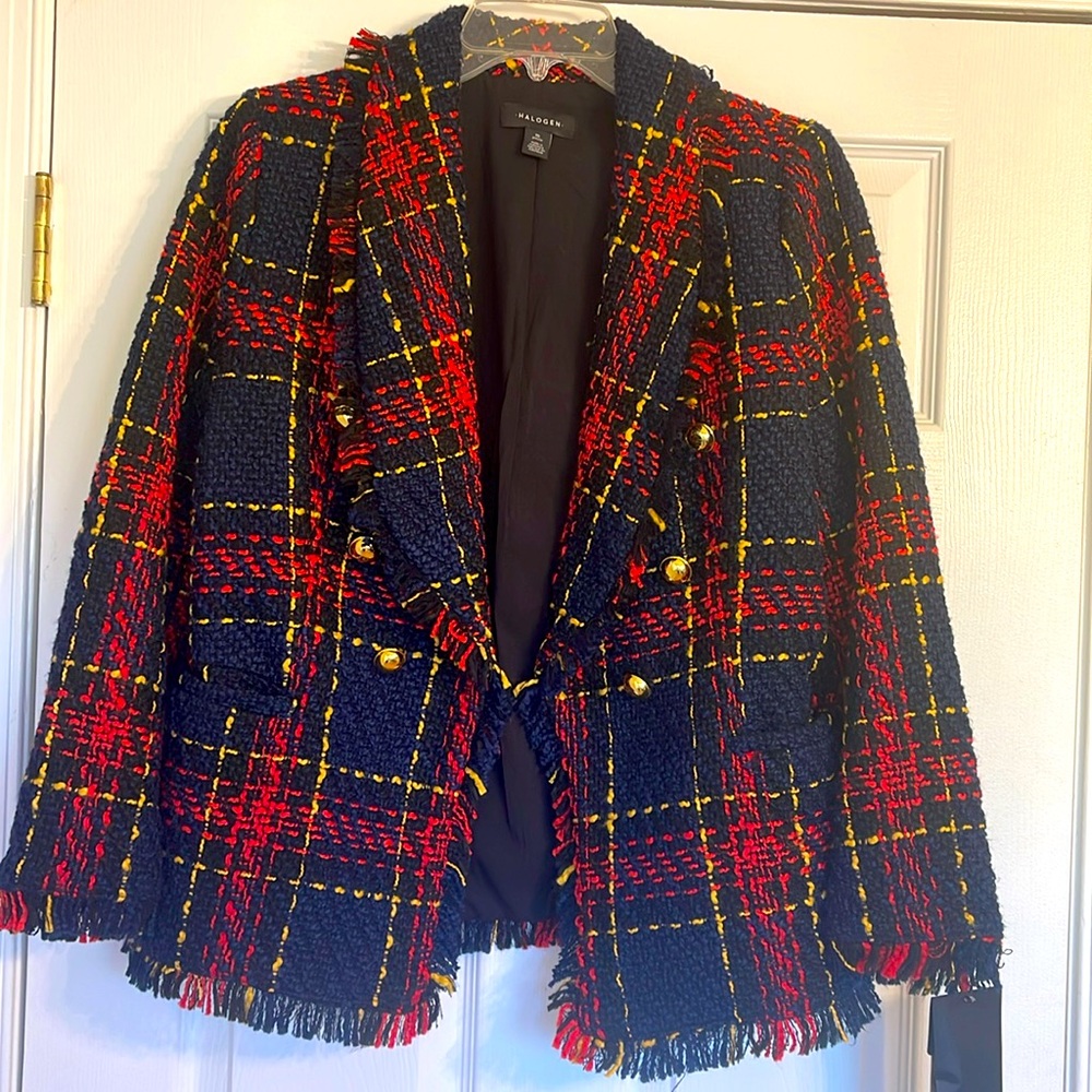 Never worn! Halogen blazer